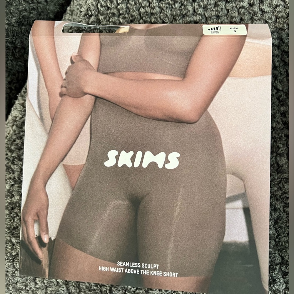 Skims sculpt shorts